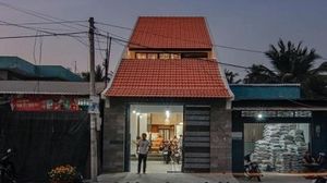 7 Potret Toko Beras Merangkap Rumah Minimalis, Desainnya Bikin Takjub