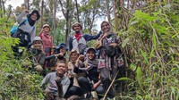 Selama perjalanan pun Elfin mengaku bertemu dengan orang-orang yang memberi semangat kepadanya. (Elfin Nugraha)
