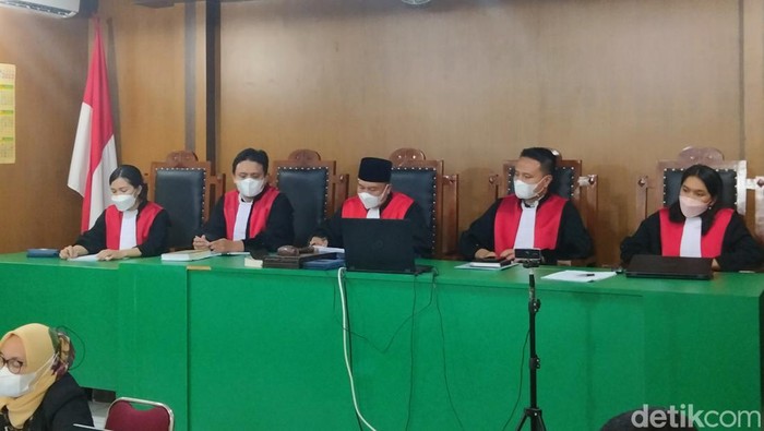 Sidang kasus polisi jual sabu sitaan di Sumut