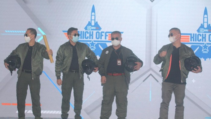 Strategi Perbankan Maksimalkan Produktivitas di Masa Pandemi PT Asuransi BRI Life melaksanakan kegiatan launching target 2022 dengan tema