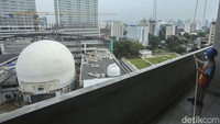 Selain itu gedung GBB bakal dilengkapi dengan playing sistem trap room orkestra pitch sesuai dengan standar internasional, tata suara dan pencahayaan juga bakal dibuat megah dan modern.