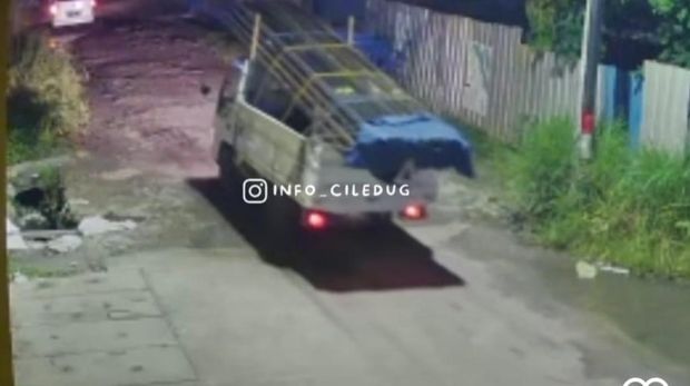 Viral Pencurian Puluhan Tiang Kabel Internet di Tangerang, Pelaku Masih Diburu
