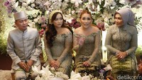 Selain acara siraman ada juga acara pengajian di tempat yang sama. Foto: Noel/detikhot