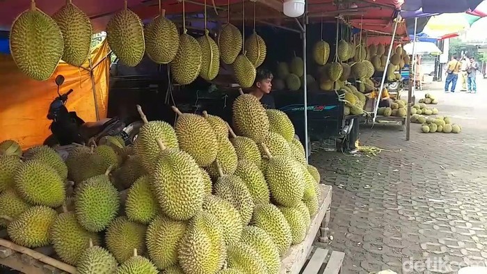 durian pasar wisata cheng hoo