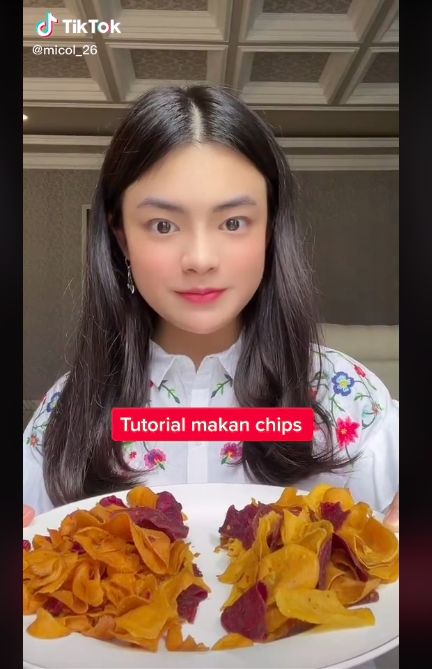 Etiket makan dan minum