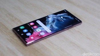 Ditenagai Snapdragon 8 Gen 1 dengan RAM 12 GB. Foto: Adi Fida Rahman/detikINET