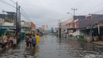 Jalan Kopo Sayati Bandung Banjir, Lalu Lintas Tersendat