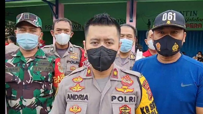 Kapolsek Cileungsi Kompol Andri Alam