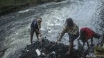 Melihat dari Dekat Pengerukan Kali Mampang
