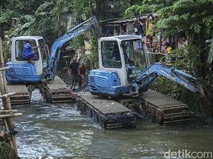 Sentilan ke Anies Baswedan Saat Putusan soal Kali Mampang Dilawan