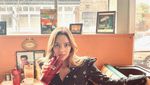 Cantiknya Natasha Bassett, Pacar Elon Musk yang Hobi Bikin Cookies