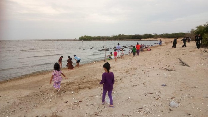 Nikmati Pantai Putri Klayar, Surga Tersembunyi di Pesisir Lamongan