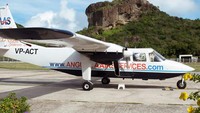 Anguilla Air Services, satu-satunya maskapai yang menawarkan penerbangan terjadwal pada rute antara Sint Maarten dan Anguilla. Penerbangan singkat ini sangat penting bagi keduanya.