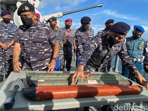 TNI Duga Benda Mirip Rudal Made In USA di Selayar Kepentingan Militer Asing