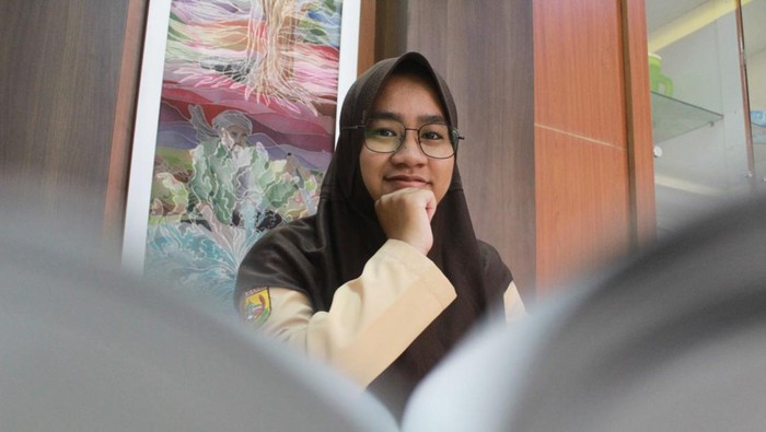 Siti Komariah, siswa cimahi peraih emas KSN 2021