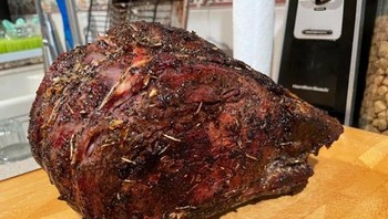 Tulang daging yang tampak melayang. Foto: Brightside