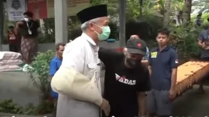 Momen pertemuan Ganjar Pranowo dan Yayak Yatmoko dalam video yang diunggah di IG @ganjarpranowo.