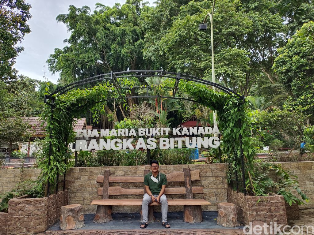 Gua Maria Rangkasbitung
