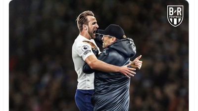 Liverpool Pepet Manchester City Hebohkan Linimasa