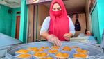 Mencicipi Kue Apem Khas Makassar di Bandung