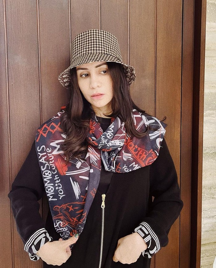 Momo Geisha dinyinyiri tua hingga dituduh oplas.