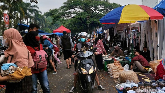 Pasar Tumpah di Kawasan Monju Bandung