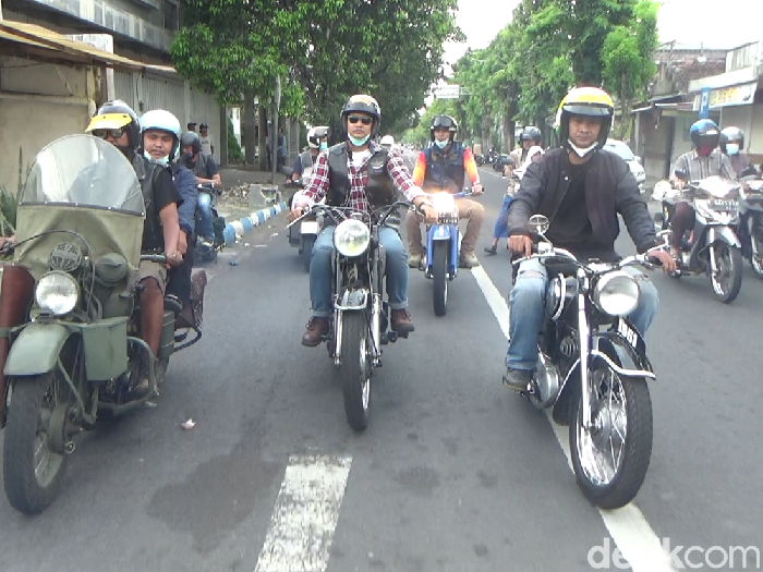 pawai motor antik