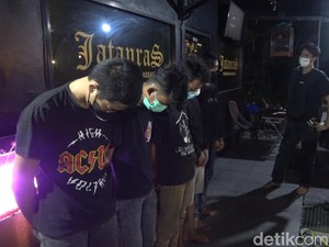 Aniaya Bocah Saat Bersihkan Masjid, 5 Pria di Makassar Dibekuk Polisi