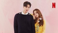Dalam foto-foto terbaru, keduanya terlihat tampil serasi. Foto: (dok. Instagram @netflixkr)