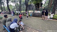Kendati demikian, jumlah kapasitas maksimal pengunjing dibatasi hanya 25%.