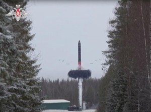 Memanas, Rudal Balistik Rusia Hantam Ibu Kota Ukraina