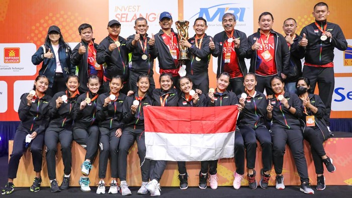 Tim Putri Indonesia Juara Badminton Asia Team Championship 2022 Tim Putri Indonesia Juara Badminton Asia Team Championship (BATC) 2022