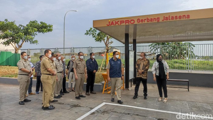 Anies resmikan nama jalan hingga jembatan di Pantai Kita dan Pantai Maju
