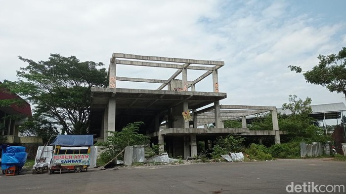 Bangunan Tasikmalaya Creative Center di kawasan Dadaha Kota Tasikmalaya terbengkalai.