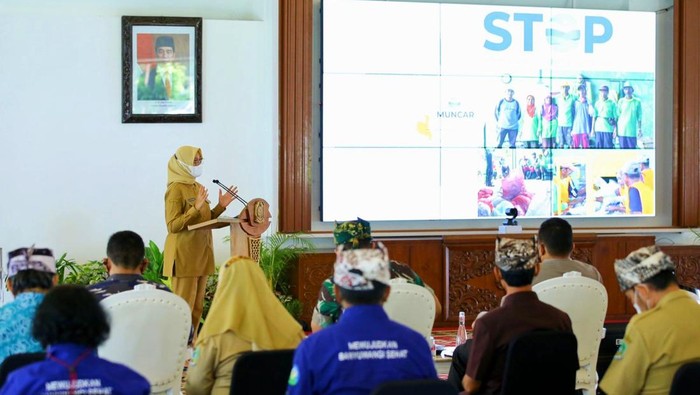 Bupati Ipuk Gandeng Lembaga Dunia Luncurkan Banyuwangi Hijau
