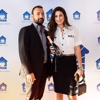 Di Instagram pun Chagit tampak sering menghadiri acara-acara elite, termasuk dengan Met Gala 2015. Chagit cukup sering berpose dengan orang-orang terkenal, seperti Ivanka Trump. Tak heran memang mengingat ayahnya banyak kenalan, termasuk Vladimir Putin dan Donald Trump. Foto: Instagram/Facebook Chagit Leviev-Sofiev