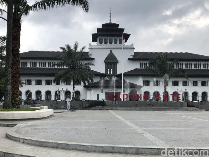 Gedung Sate Bandung, Tempat Bersejarah di Kota Kembang