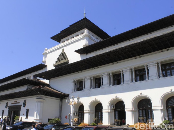 Gedung Sate Bandung, Tempat Bersejarah di Kota Kembang