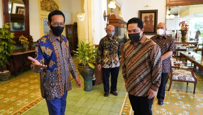 Gubernur DIY Sri Sultan HB X bertemu dengan Menteri BUMN Erich Thohir, Senin (21/2/2022).