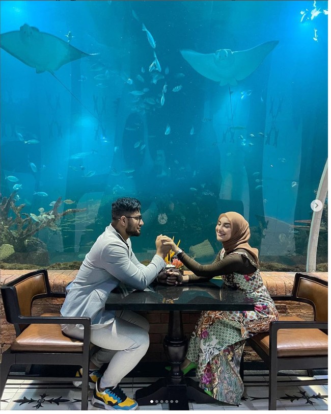 Bagi Irish Bella dan Ammar Zoni kehamilan kedua ini sangat berarti. Keduanya sebelum dikaruniai anak pertama yaitu Air Rumi Akbar, mereka harus kehilangan bayi kembar yang meninggal dalam kandungan. Foto: Instagram