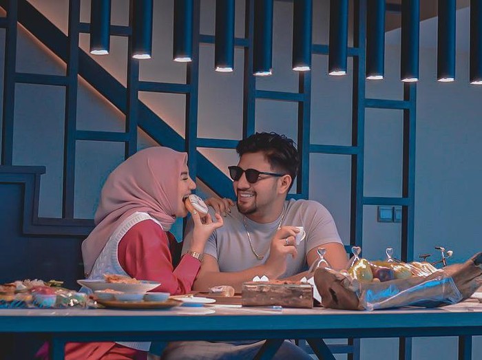 Irish Bella & Ammar Zoni