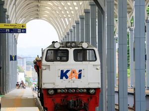 Nama Kereta Api Garut-Jakarta, Cikuray atau Kamojang?