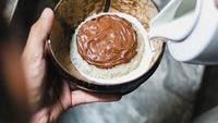 Pertama ada di Bogor, Ketan Susu Jande juga ada di kawasan Mampang, Jakarta Selatan. Ada ketan susu nutella dengan harga mulai Rp 8.000. Foto: Instagram @ketansusu_jande