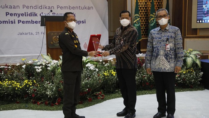 KPK bekerja sama dengan Badiklat Kejagung menggelar Pendidikan Pembentukan Penyelidik dan Penyidik KPK Tahun 2022