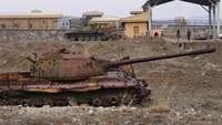 Di masa Perang Dingin, pada bulan Desember tahun 1979, Uni Soviet menginvasi Afghanistan. Hal itu dilakukan sebagai upaya untuk mendukung pemerintah pro-Soviet yang terancam digulingkan oleh pemberontakan.