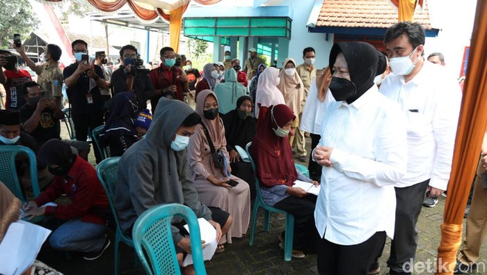 Mensos Tri Rismaharini di Probolinggo.