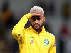 Neymar Bidik Rekor Gol Pele