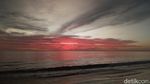 Foto Senja Dramatis di Pantai Binasi
