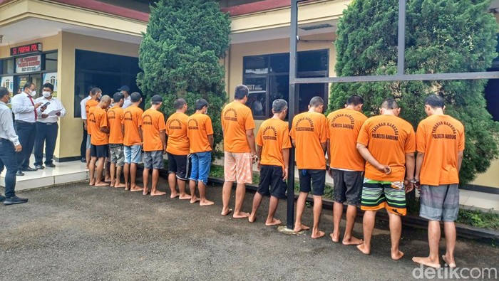Para tersangka kasus narkotika yang ditangkap Polresta Bandung.