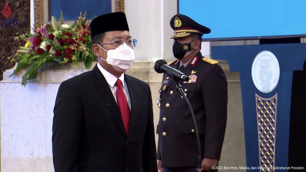 Pelantikan Gubernur Lemhannas RI dan Kepala Badan Pangan Nasional, 21 Februari 2022 (Tangkapan layar Youtube Setpres RI)